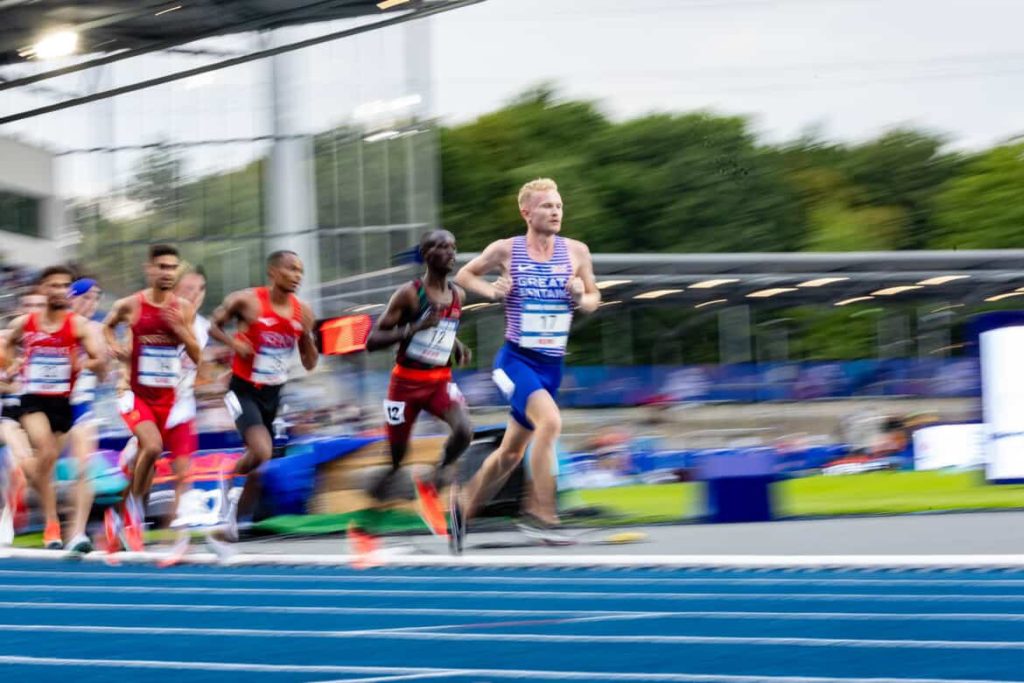 AF066FF8-6C71-4524-BA75-A67C51BB2CAA